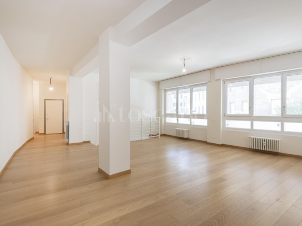 Via Umberto Visconti 8 (Milano)