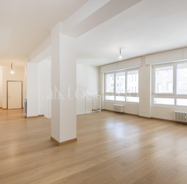 Via Umberto Visconti 8 (Milano)